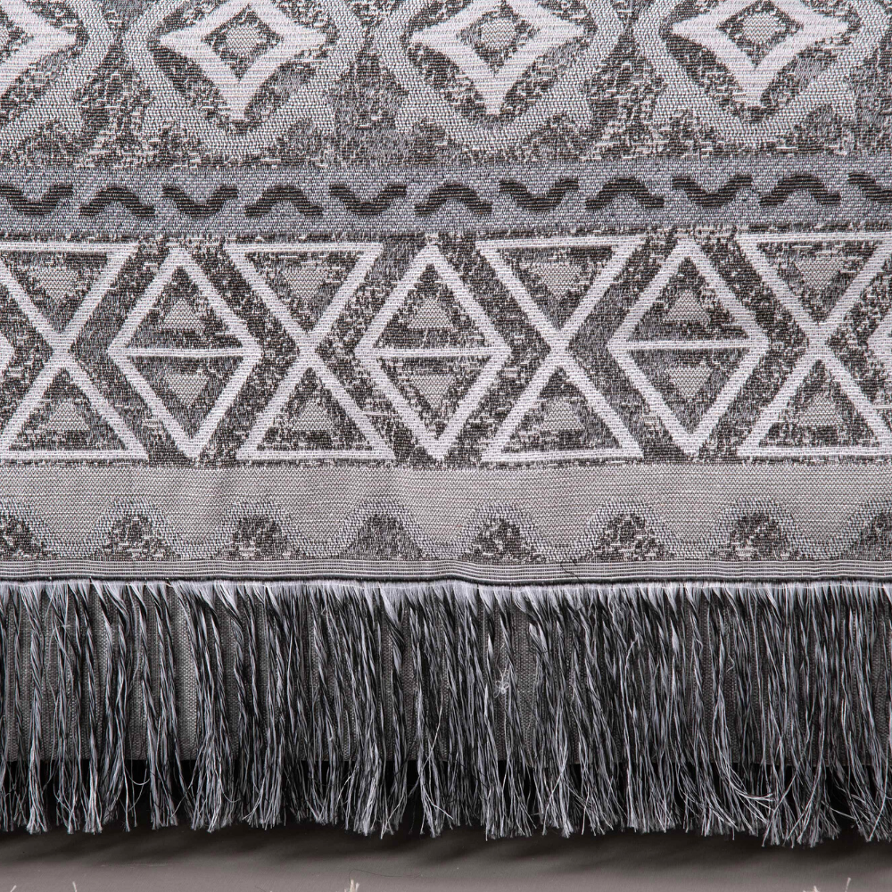 Manta para Sofá Luxor Jacquard com Franja 2,10 x 1,35 m Cinza Geométrico