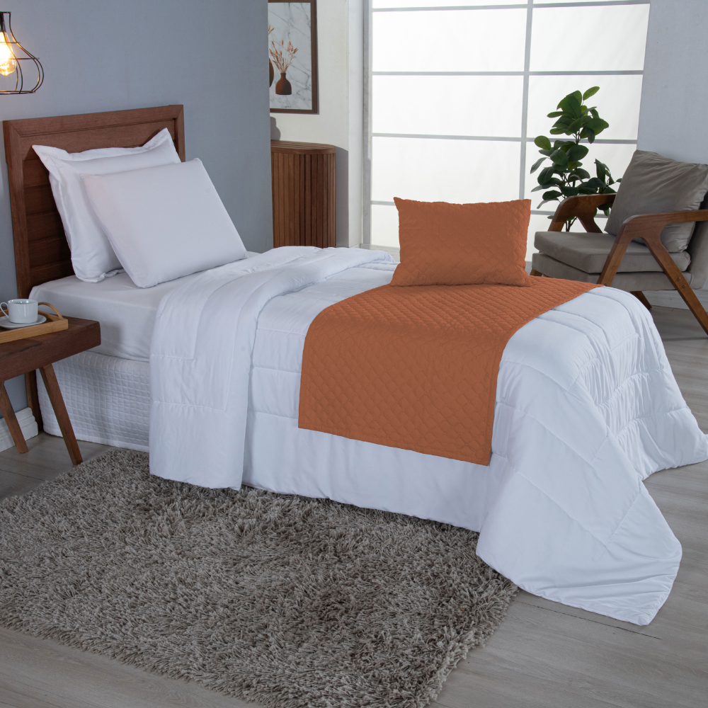 Kit Peseira Solteiro 3 Peças Microfibra Matelassê com Almofada Cheia Terracota