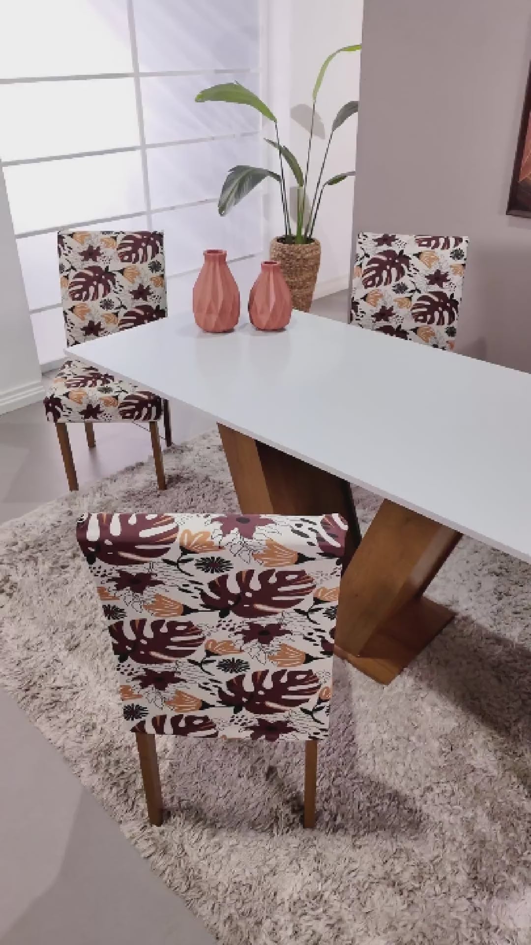 Carregar vídeo: Kit 06 Capas para Cadeira de Jantar com Elástico Vermelho